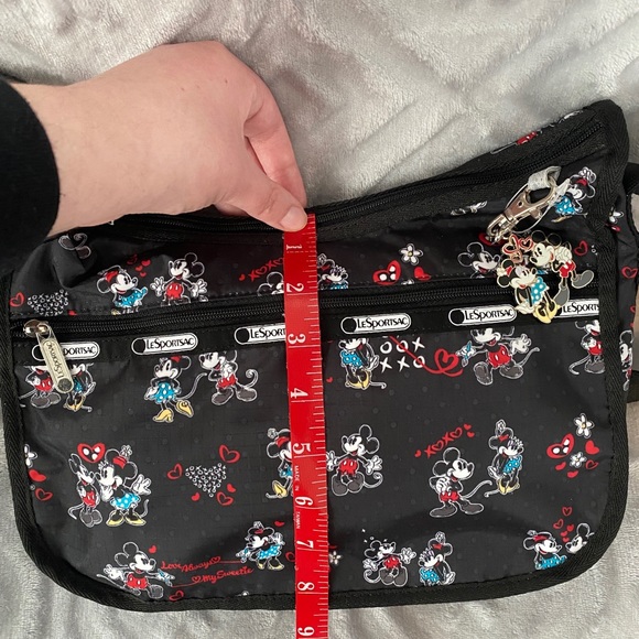 NWOT Mickey & Minnie LeSportsac Hobo Bag - Picture 13 of 14